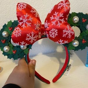 NWOT Disney ears! In great condition